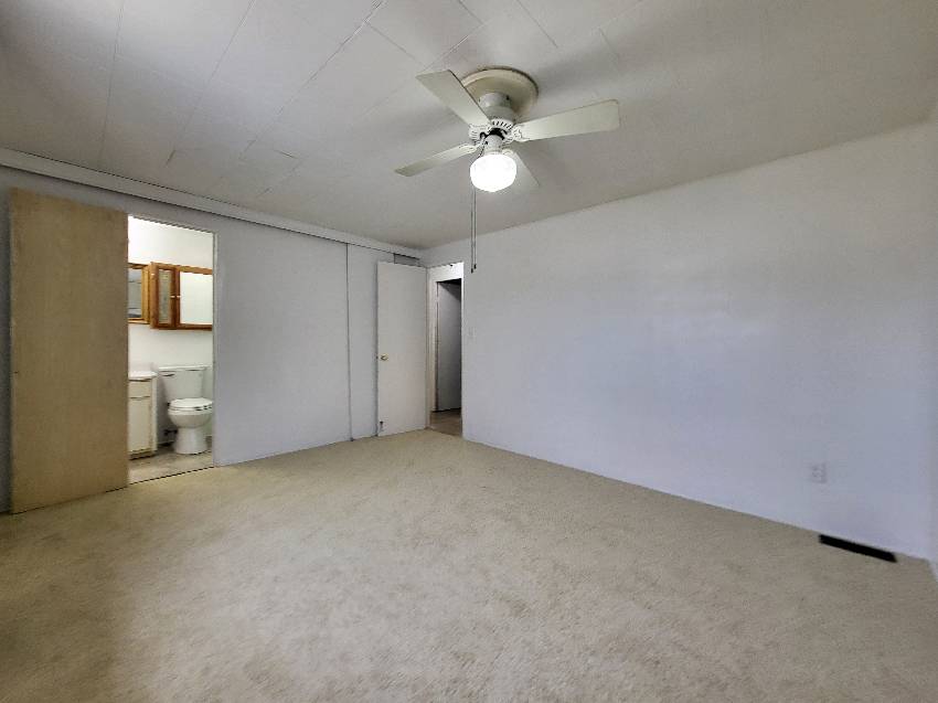 2304 York Drive a Sarasota, FL Mobile or Manufactured Home for Sale