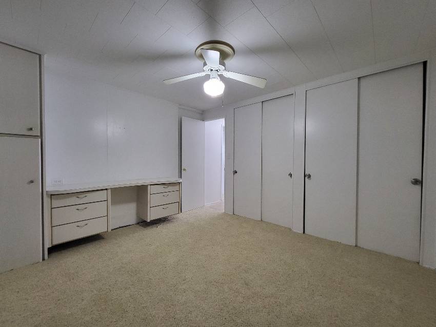 2304 York Drive a Sarasota, FL Mobile or Manufactured Home for Sale