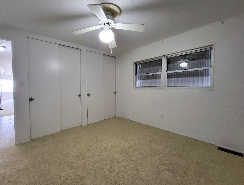 2304 York Drive a Sarasota, FL Mobile or Manufactured Home for Sale