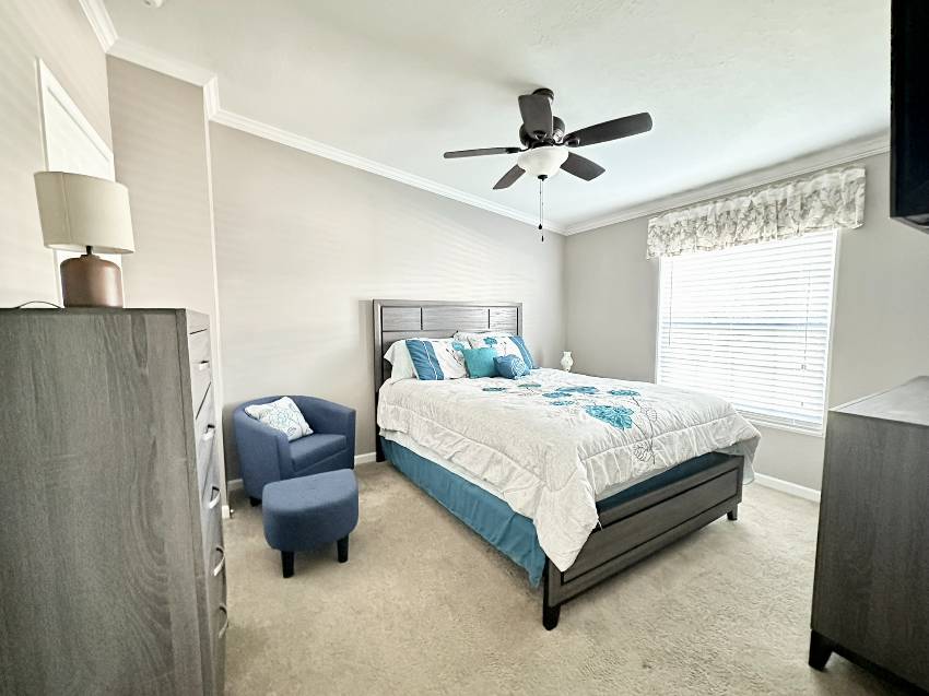 6982 W Leonshire Lane a Homosassa, FL Mobile or Manufactured Home for Sale