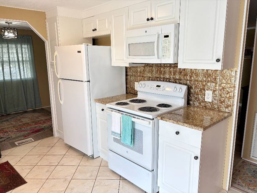 982 Vincent E a Venice, FL Mobile or Manufactured Home for Sale