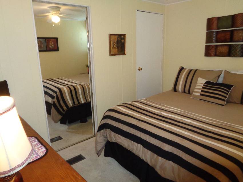 323 Lighthouse Way a Lakeland, FL Mobile or Manufactured Home for Sale