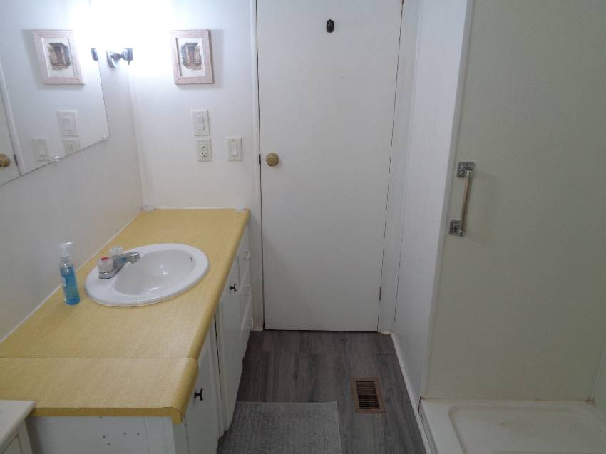 208 Navigation Rd a Lakeland, FL Mobile or Manufactured Home for Sale