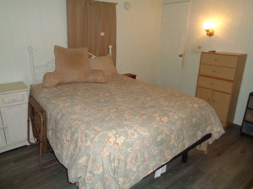 208 Navigation Rd a Lakeland, FL Mobile or Manufactured Home for Sale