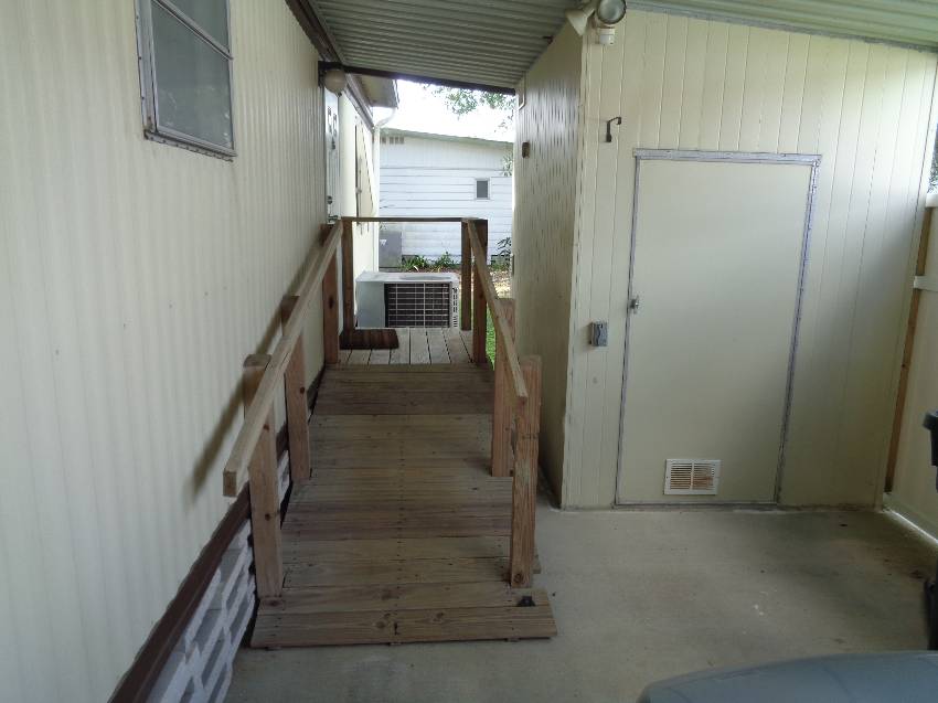 208 Navigation Rd a Lakeland, FL Mobile or Manufactured Home for Sale
