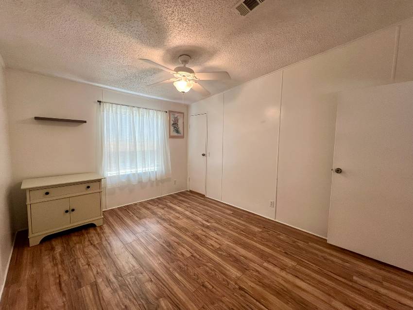 9814 Sucia Circle a Parrish, FL Mobile or Manufactured Home for Sale