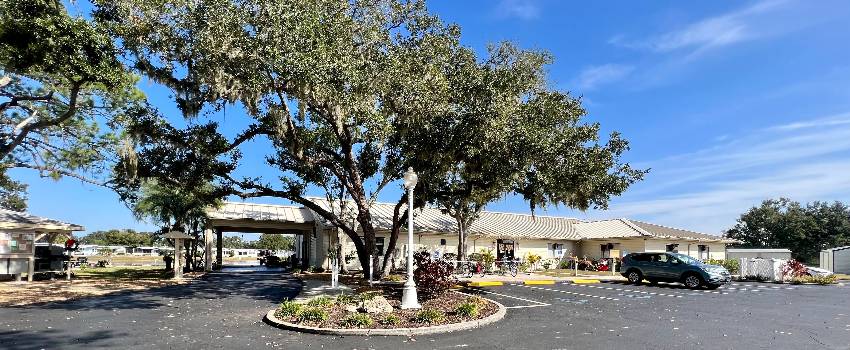 9814 Sucia Circle a Parrish, FL Mobile or Manufactured Home for Sale