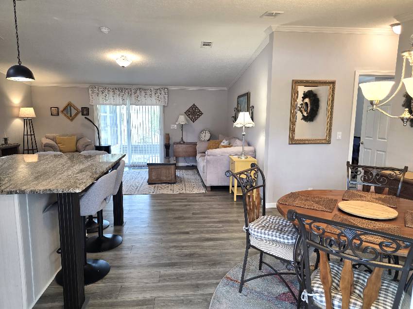 10622 S Coleraine Terrace a Homosassa, FL Mobile or Manufactured Home for Sale