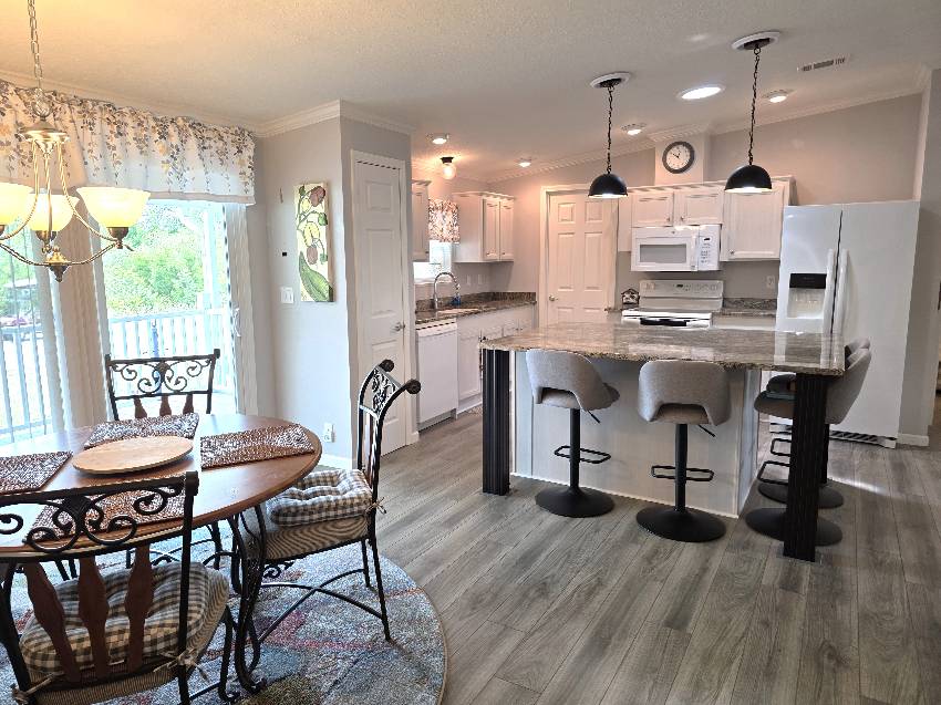 10622 S Coleraine Terrace a Homosassa, FL Mobile or Manufactured Home for Sale