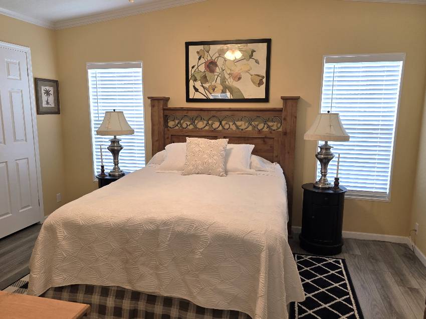 10622 S Coleraine Terrace a Homosassa, FL Mobile or Manufactured Home for Sale