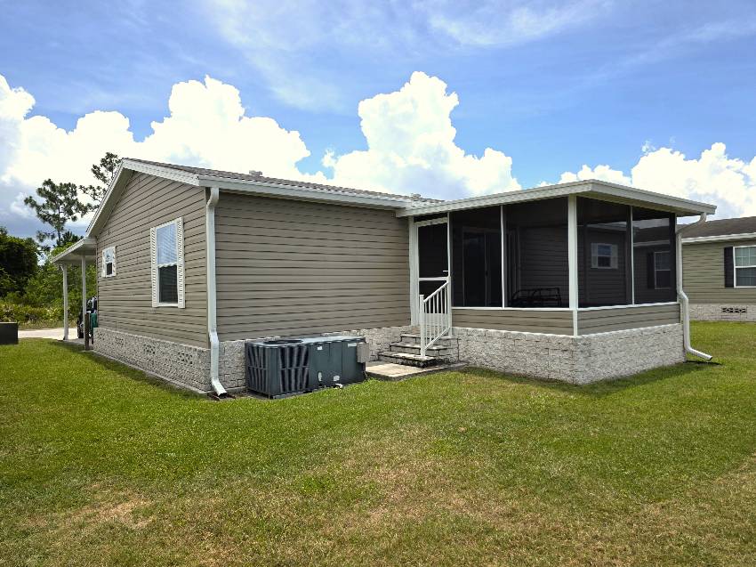 10622 S Coleraine Terrace a Homosassa, FL Mobile or Manufactured Home for Sale
