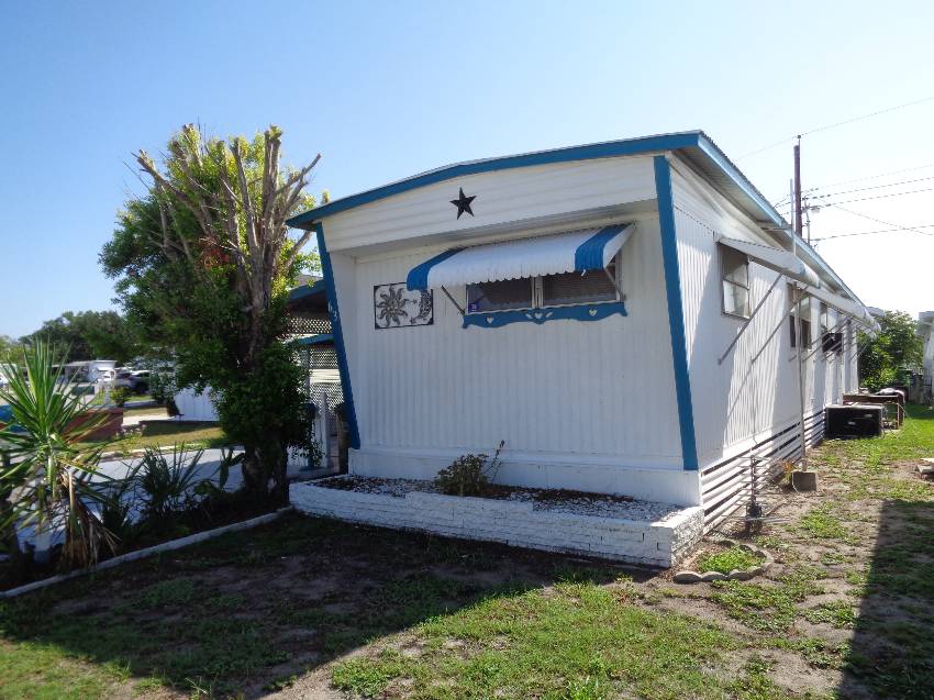63 Bridge Blvd a Lakeland, FL Mobile or Manufactured Home for Sale