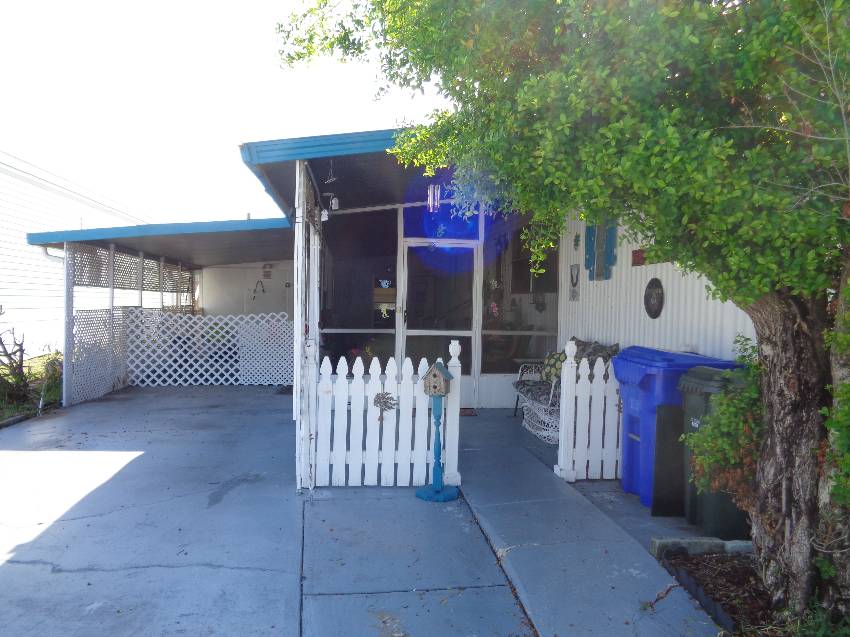 63 Bridge Blvd a Lakeland, FL Mobile or Manufactured Home for Sale