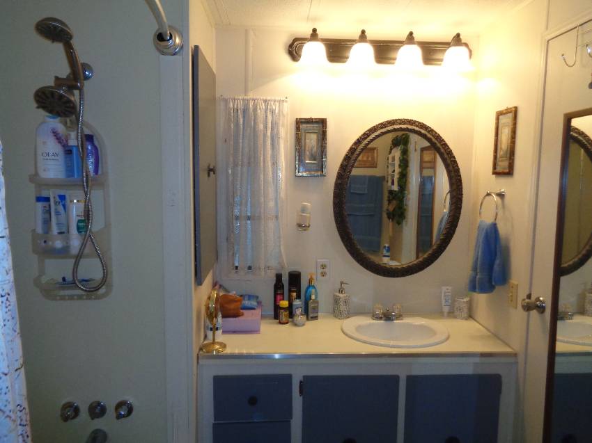 63 Bridge Blvd a Lakeland, FL Mobile or Manufactured Home for Sale