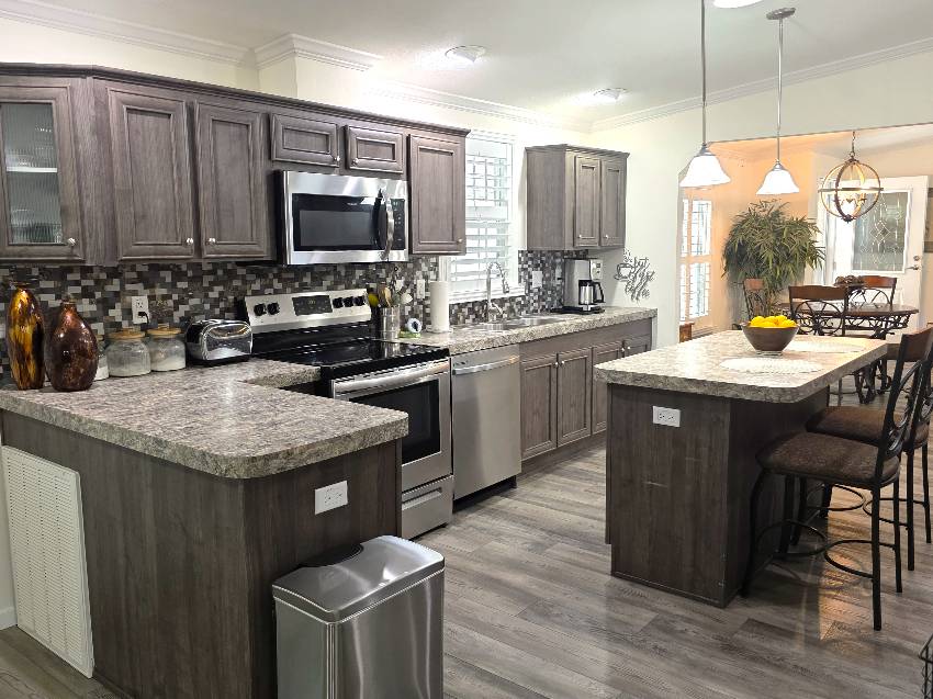 6974 W Duncan Lane a Homosassa, FL Mobile or Manufactured Home for Sale