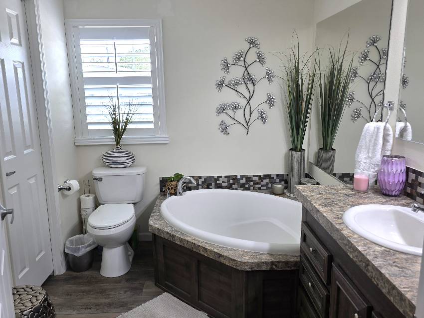 6974 W Duncan Lane a Homosassa, FL Mobile or Manufactured Home for Sale