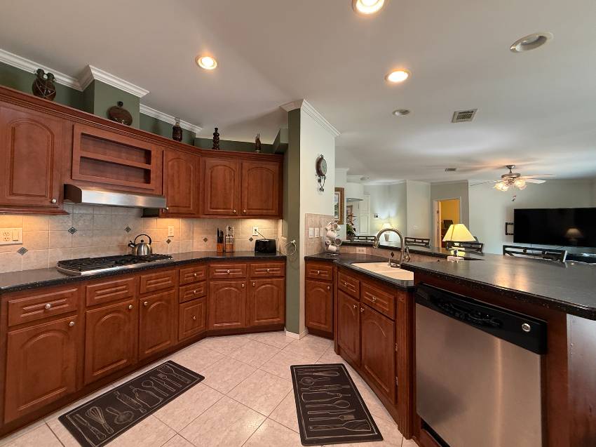 816 52nd Ave Terrance West a Bradenton, FL Mobile or Manufactured Home for Sale