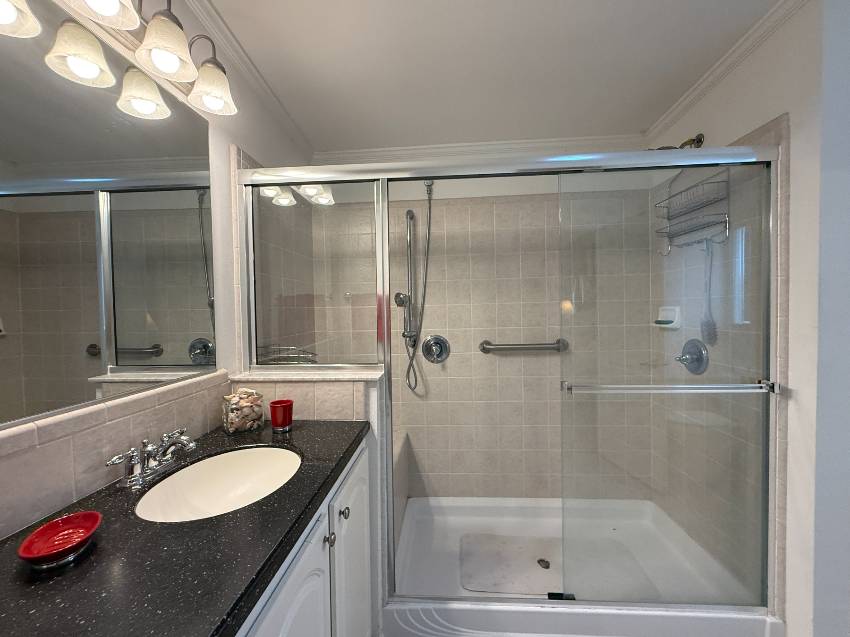 816 52nd Ave Terrance West a Bradenton, FL Mobile or Manufactured Home for Sale