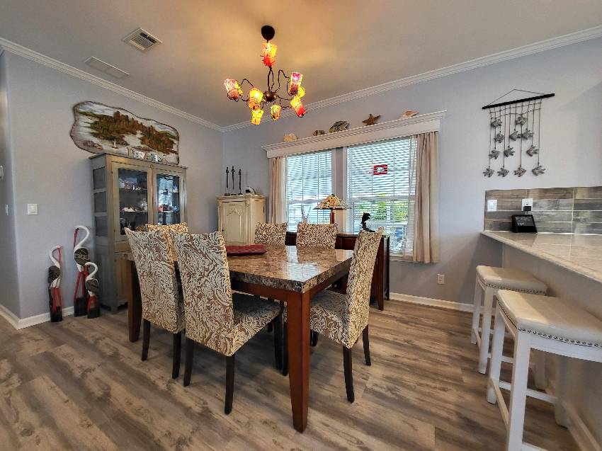5523 Yarmouth Lane a Sarasota, FL Mobile or Manufactured Home for Sale