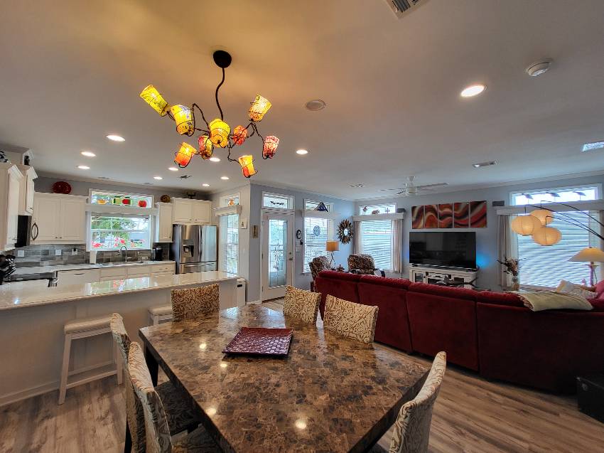 5523 Yarmouth Lane a Sarasota, FL Mobile or Manufactured Home for Sale