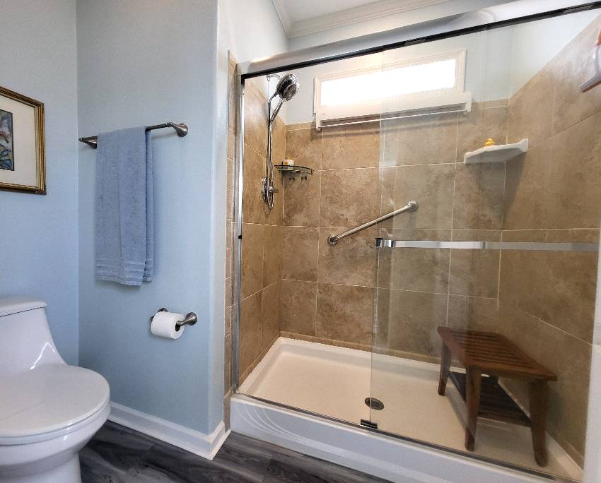5523 Yarmouth Lane a Sarasota, FL Mobile or Manufactured Home for Sale