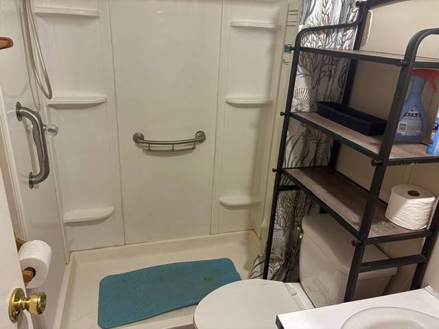 16731 Us Hwy 301 N, #123 a Dade City, FL Mobile or Manufactured Home for Sale