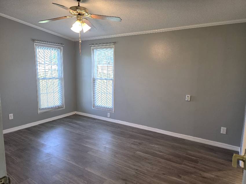 11601 Pierview Rd a Dade City, FL Mobile or Manufactured Home for Sale