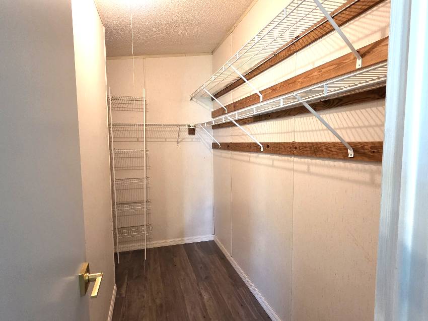 11601 Pierview Rd a Dade City, FL Mobile or Manufactured Home for Sale