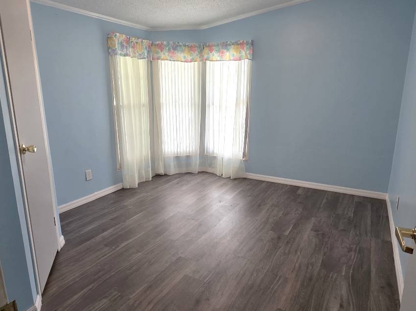 11601 Pierview Rd a Dade City, FL Mobile or Manufactured Home for Sale