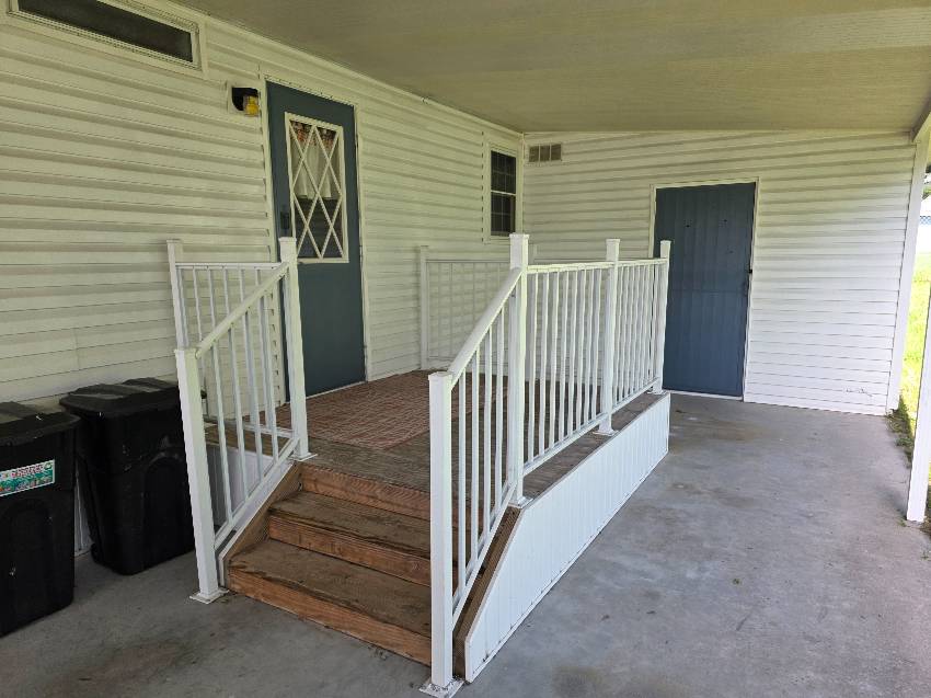 11601 Pierview Rd a Dade City, FL Mobile or Manufactured Home for Sale