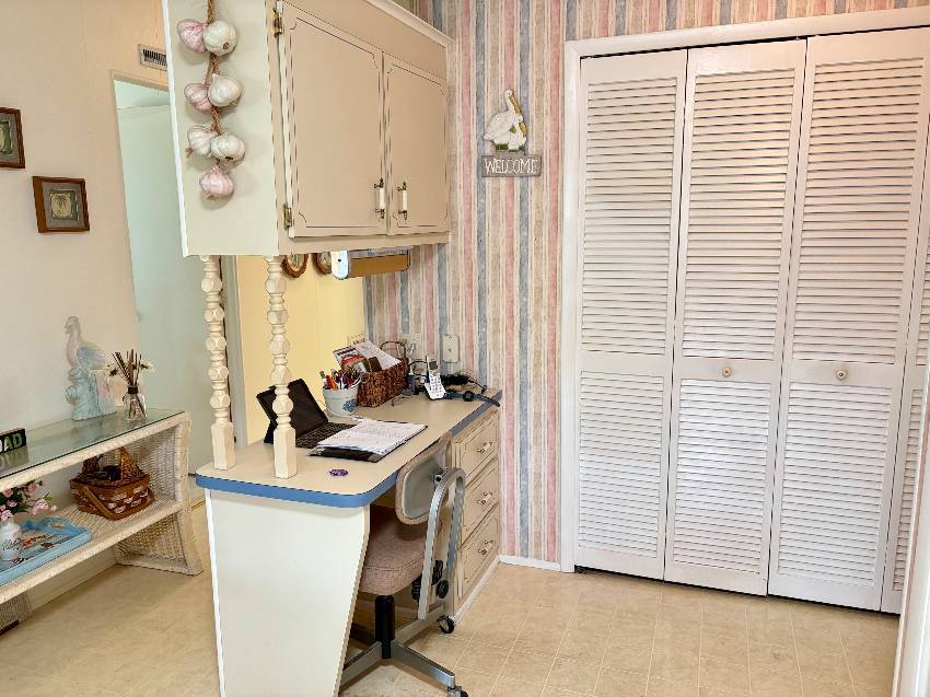 1265 N Indies Circle a Venice, FL Mobile or Manufactured Home for Sale