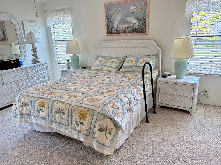 1265 N Indies Circle a Venice, FL Mobile or Manufactured Home for Sale