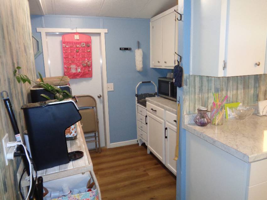 3731 Old Tampa Hwy #18 a Lakeland, FL Mobile or Manufactured Home for Sale