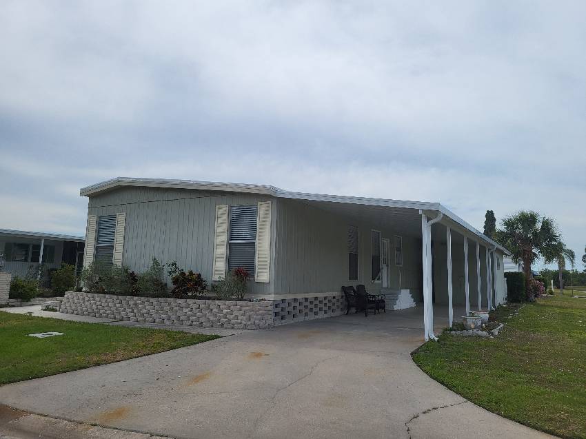 2110 Fremont Dr a Sarasota, FL Mobile or Manufactured Home for Sale