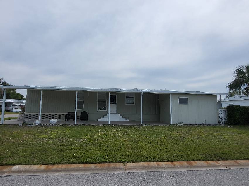 2110 Fremont Dr a Sarasota, FL Mobile or Manufactured Home for Sale