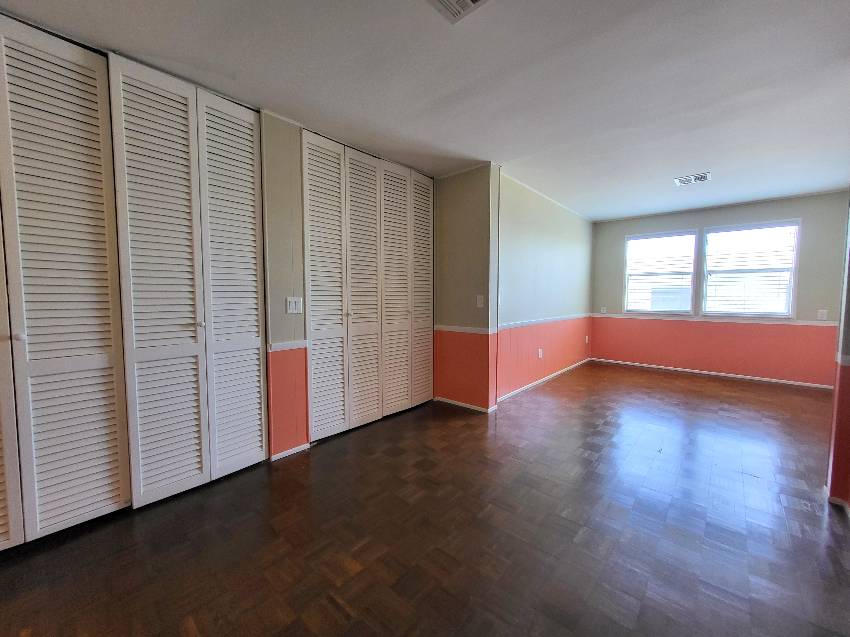 2110 Fremont Dr a Sarasota, FL Mobile or Manufactured Home for Sale