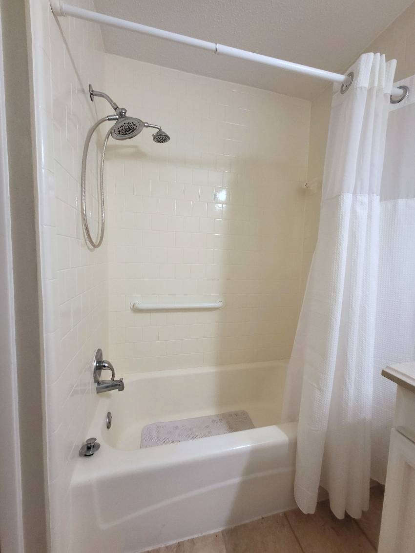 2110 Fremont Dr a Sarasota, FL Mobile or Manufactured Home for Sale