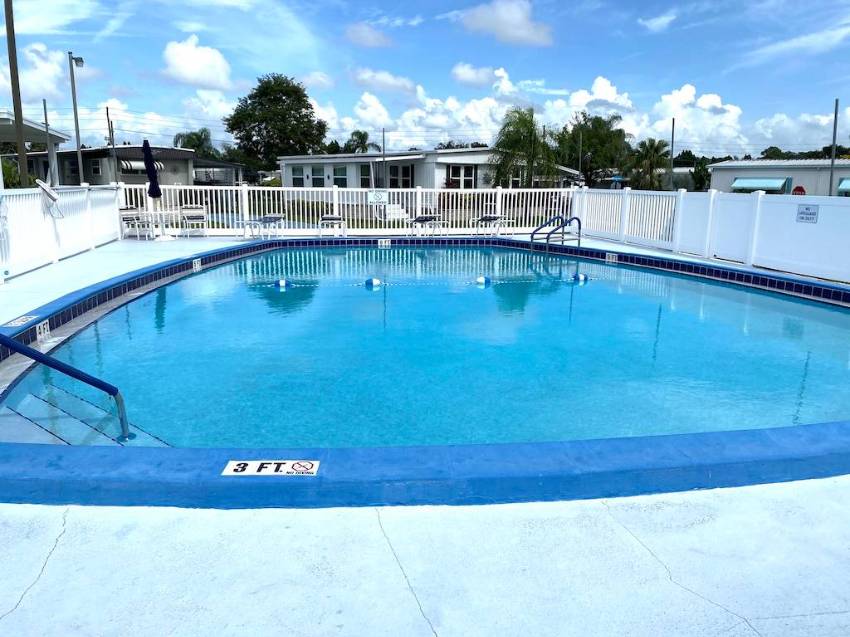 705 Stokely Ln a Lakeland, FL Mobile or Manufactured Home for Sale
