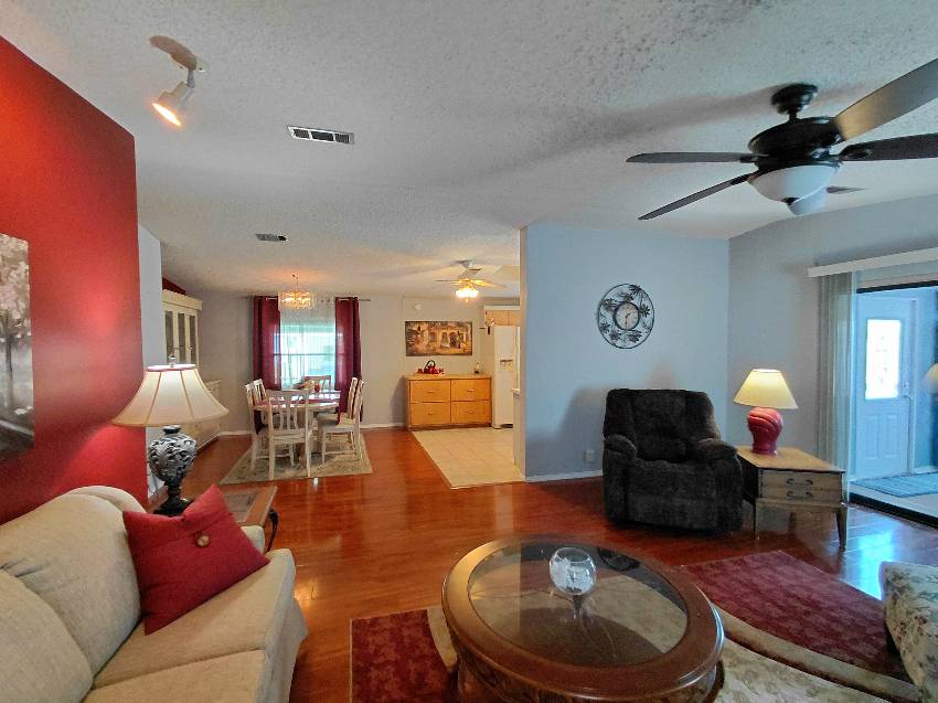 6253 Laramie Loop a Zephyrhills, FL Mobile or Manufactured Home for Sale
