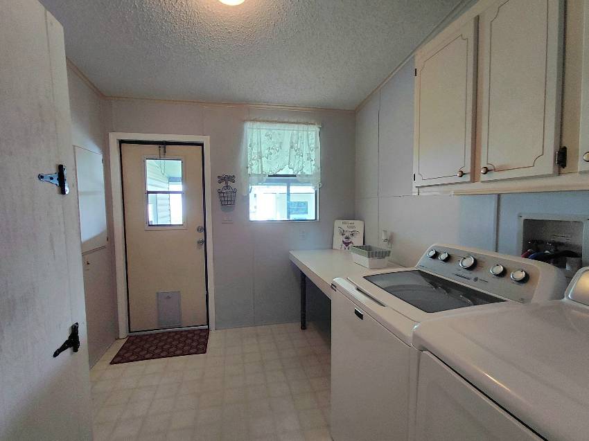 6253 Laramie Loop a Zephyrhills, FL Mobile or Manufactured Home for Sale