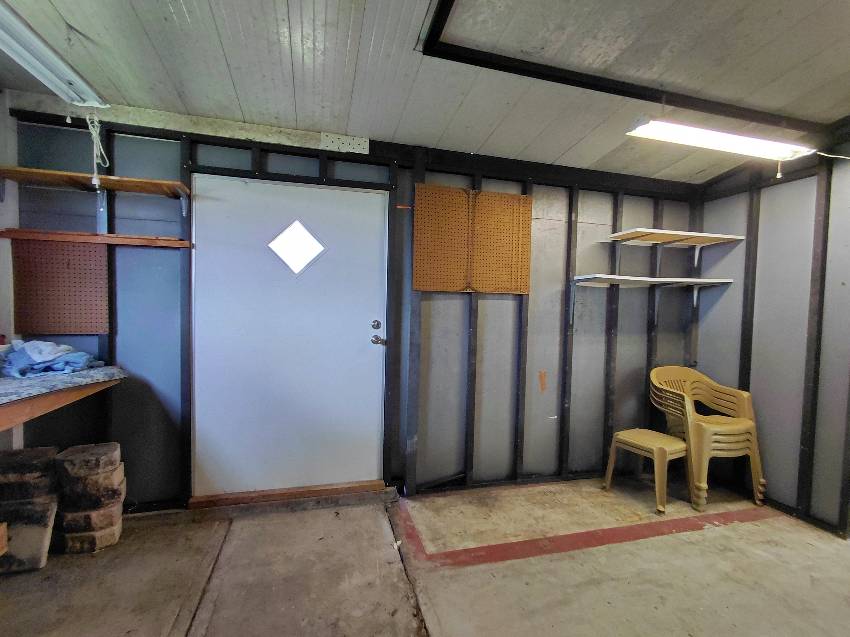 6253 Laramie Loop a Zephyrhills, FL Mobile or Manufactured Home for Sale