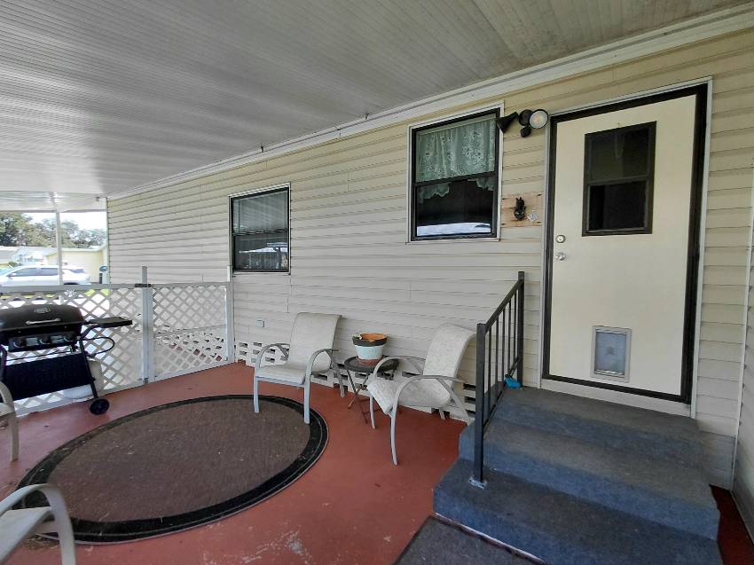 6253 Laramie Loop a Zephyrhills, FL Mobile or Manufactured Home for Sale