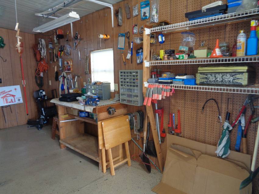 4562 Schooner Ave a Lakeland, FL Mobile or Manufactured Home for Sale