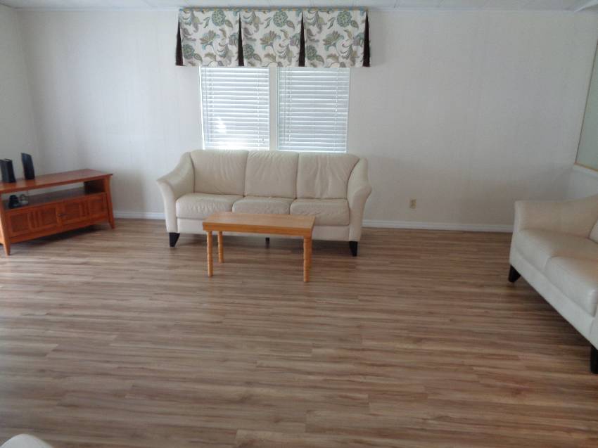 4562 Schooner Ave a Lakeland, FL Mobile or Manufactured Home for Sale