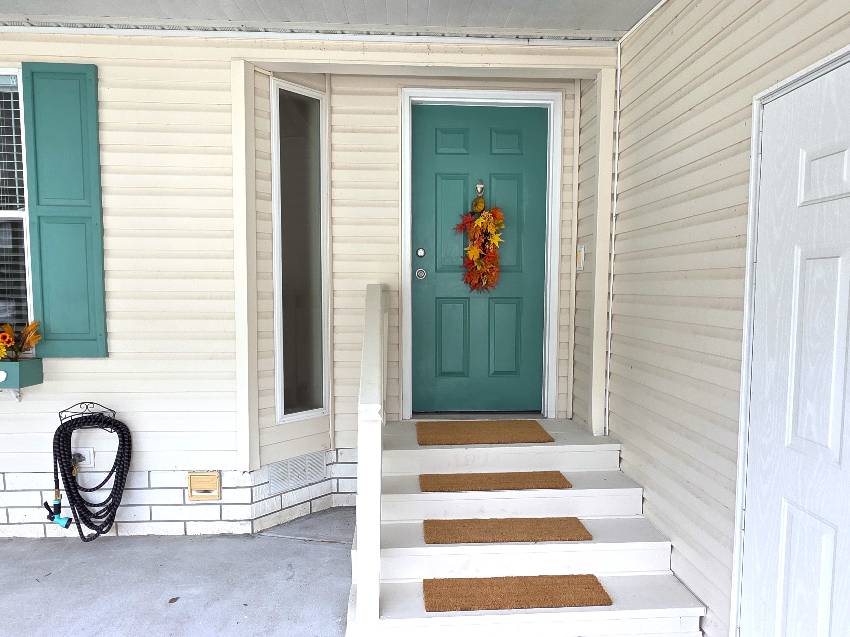 2520 S Pebble Brook Dr a Hudson, FL Mobile or Manufactured Home for Sale