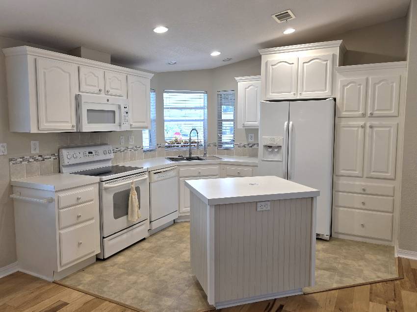 2520 S Pebble Brook Dr a Hudson, FL Mobile or Manufactured Home for Sale