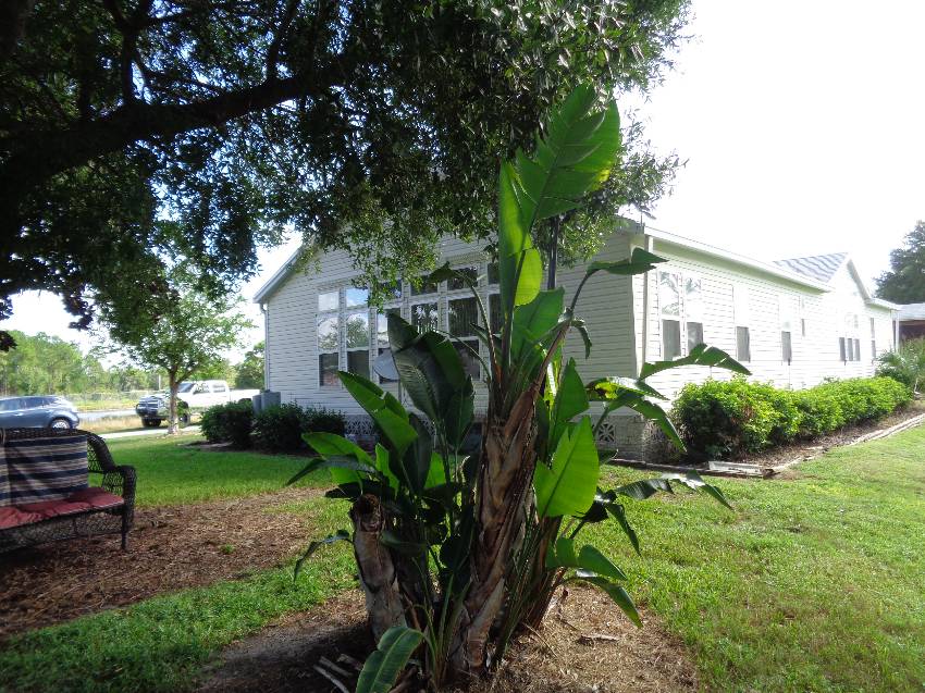 1663 Deverly Dr a Lakeland, FL Mobile or Manufactured Home for Sale