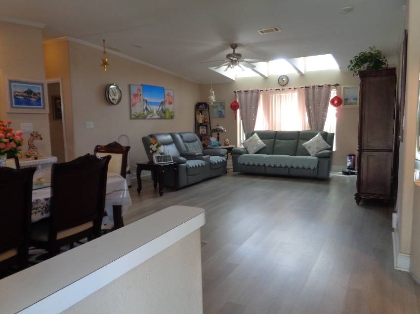 1663 Deverly Dr a Lakeland, FL Mobile or Manufactured Home for Sale