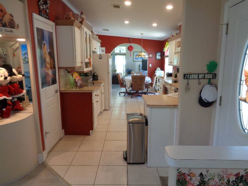 1663 Deverly Dr a Lakeland, FL Mobile or Manufactured Home for Sale
