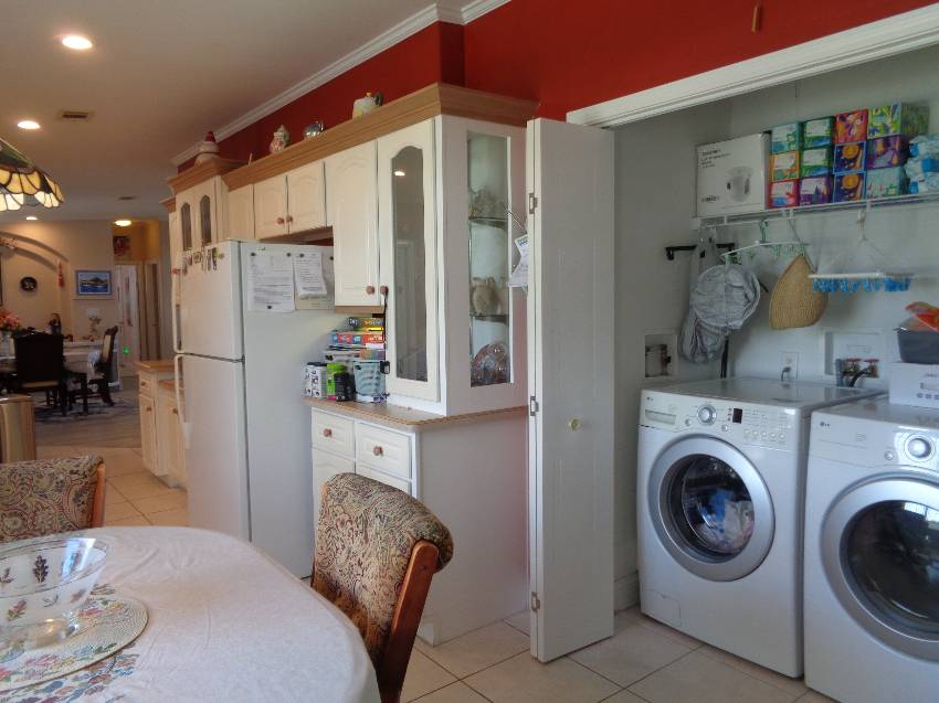 1663 Deverly Dr a Lakeland, FL Mobile or Manufactured Home for Sale